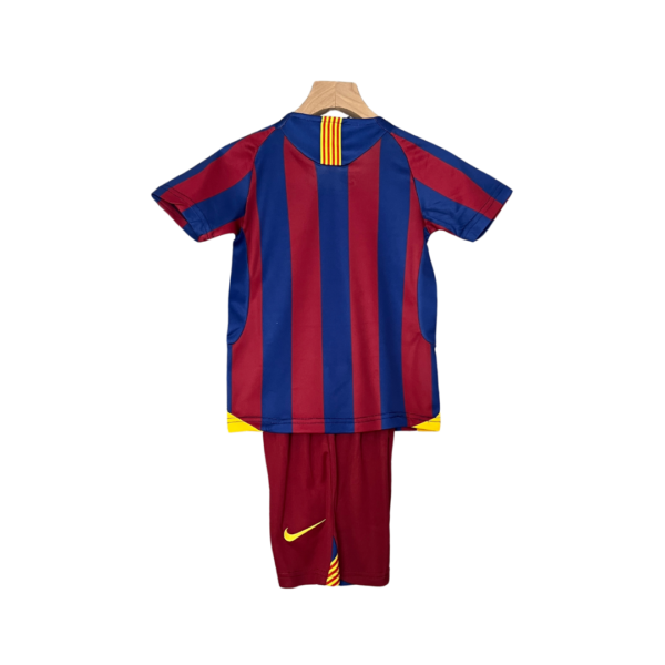 conjunto niño fc barcelona 2005/06 - Imagen 2